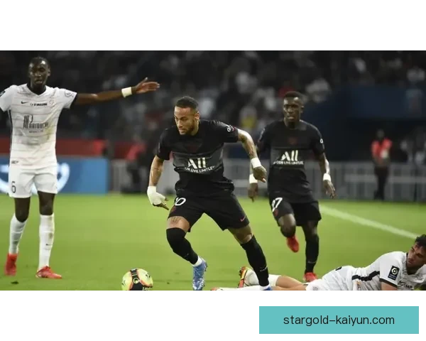 姆巴佩领袖气质持续提升，成为球队进攻核心的关键所在。