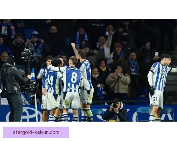 阿什利扬战术适配性逐渐清晰,持续发挥稳定助力球队表现提升 阿什利扬战术适配性逐渐清晰,持续发挥稳定助力球队表现提升